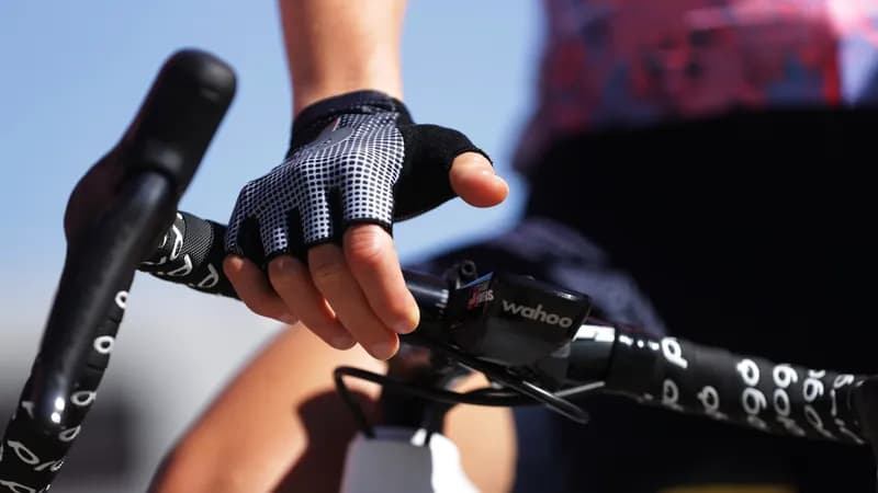 Junior Classic Air Cycling Gloves — image 1 of 1
