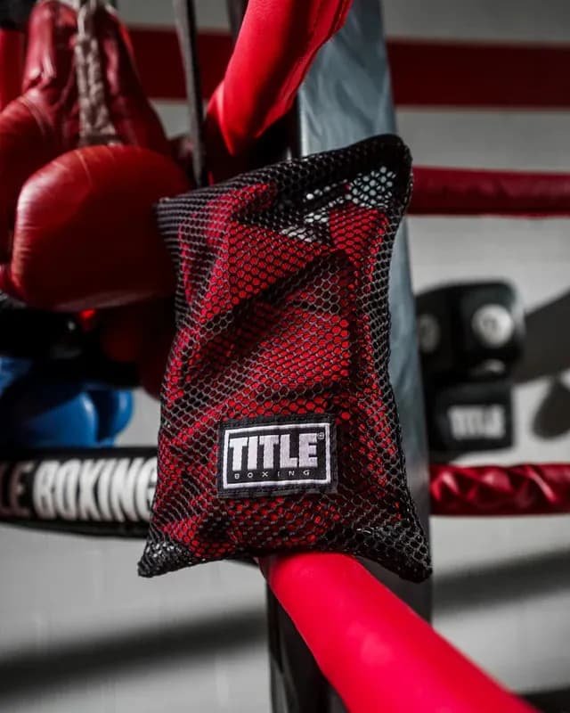 TITLE Boxing Hand Wraps Wash Bag 2.0 — image 1 of 1