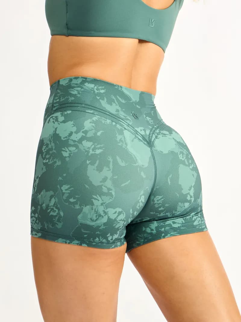 Micro Legacy Short 4" - Ivy Dahlia — image 1 of 1