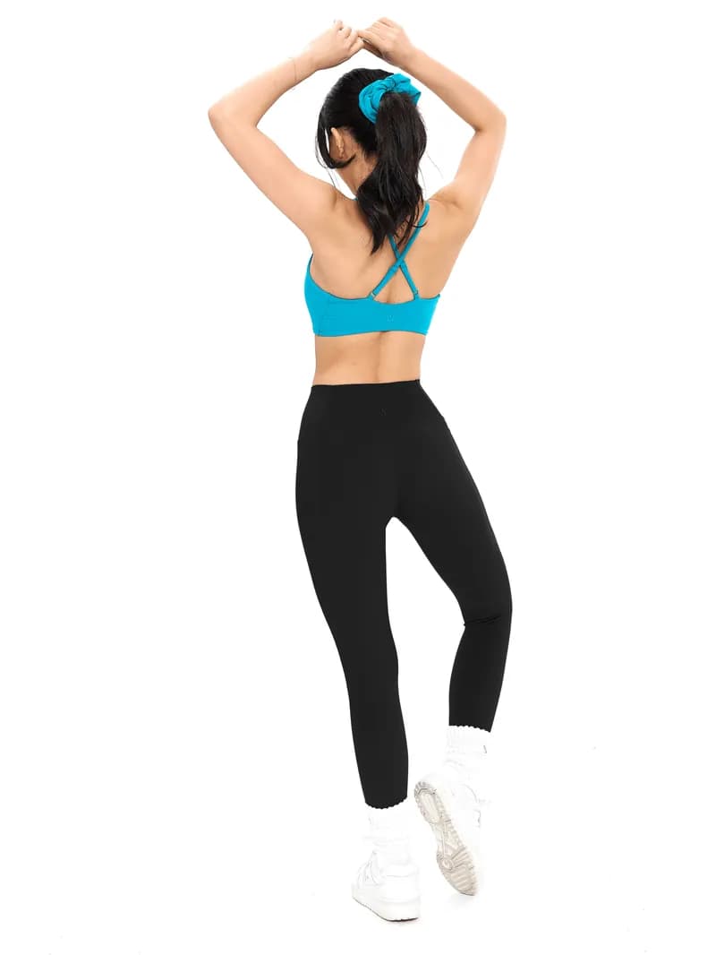 Poshknit Scrunch Pocket Legging - Onyx Black — image 1 of 1