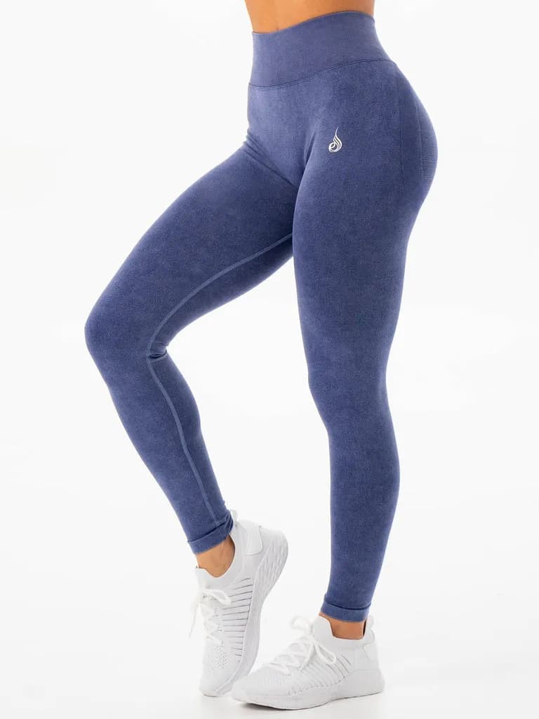 Stonewash Seamless V Back Legging - Navy — image 1 of 1
