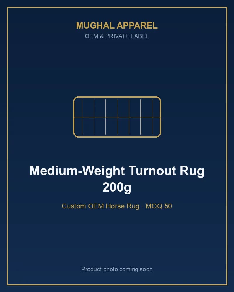Medium-Weight Turnout Rug 200g — image 1 of 1