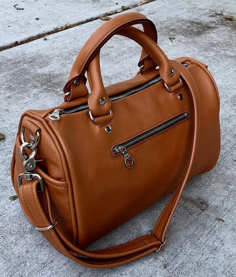 Large Leather Purse with Zipper Pocket — image 1 of 1