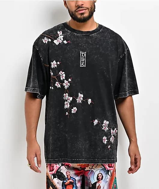 Midnight Black Wash Heavyweight T-Shirt — image 1 of 1