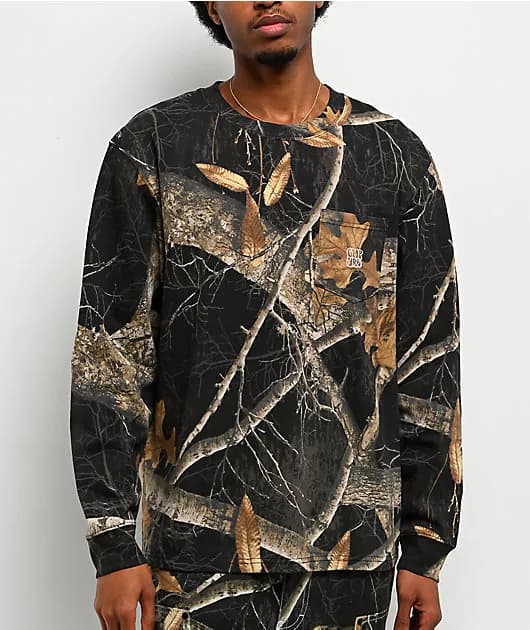 Realtree EDGE Colors Black Camo Long Sleeve Pocket T-Shirt — image 1 of 1