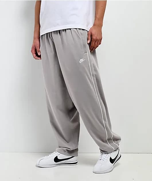 Sportswear Club Mosswood Heavyweight Balloon Track Pants — image 1 of 1